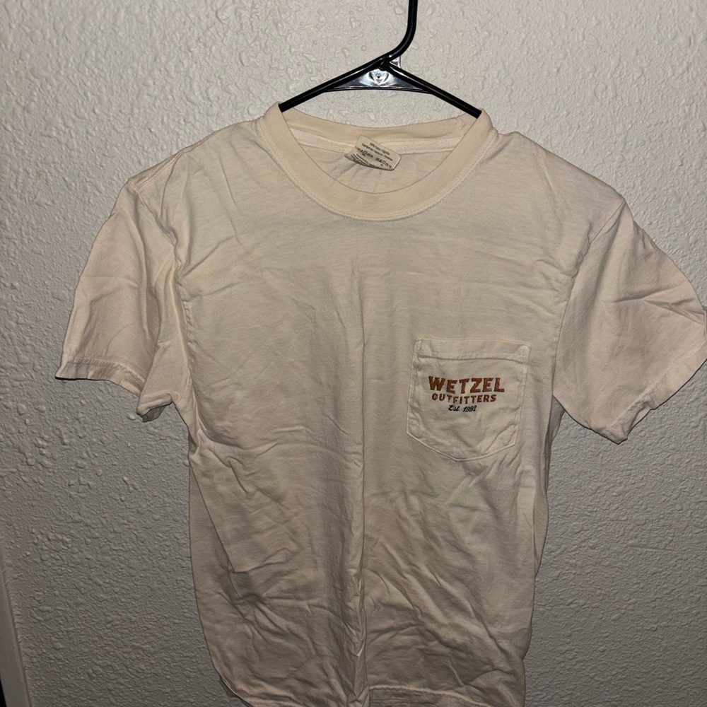 Comfort Colors Wetzel Outfitters Cream Short Sleeve Tee Size Small